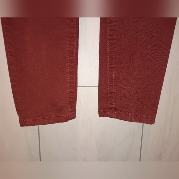 Seven7 High Rise Tummyless Slimming Brick Red Skinny Jeans size 12 EUC - Picture 4 of 11